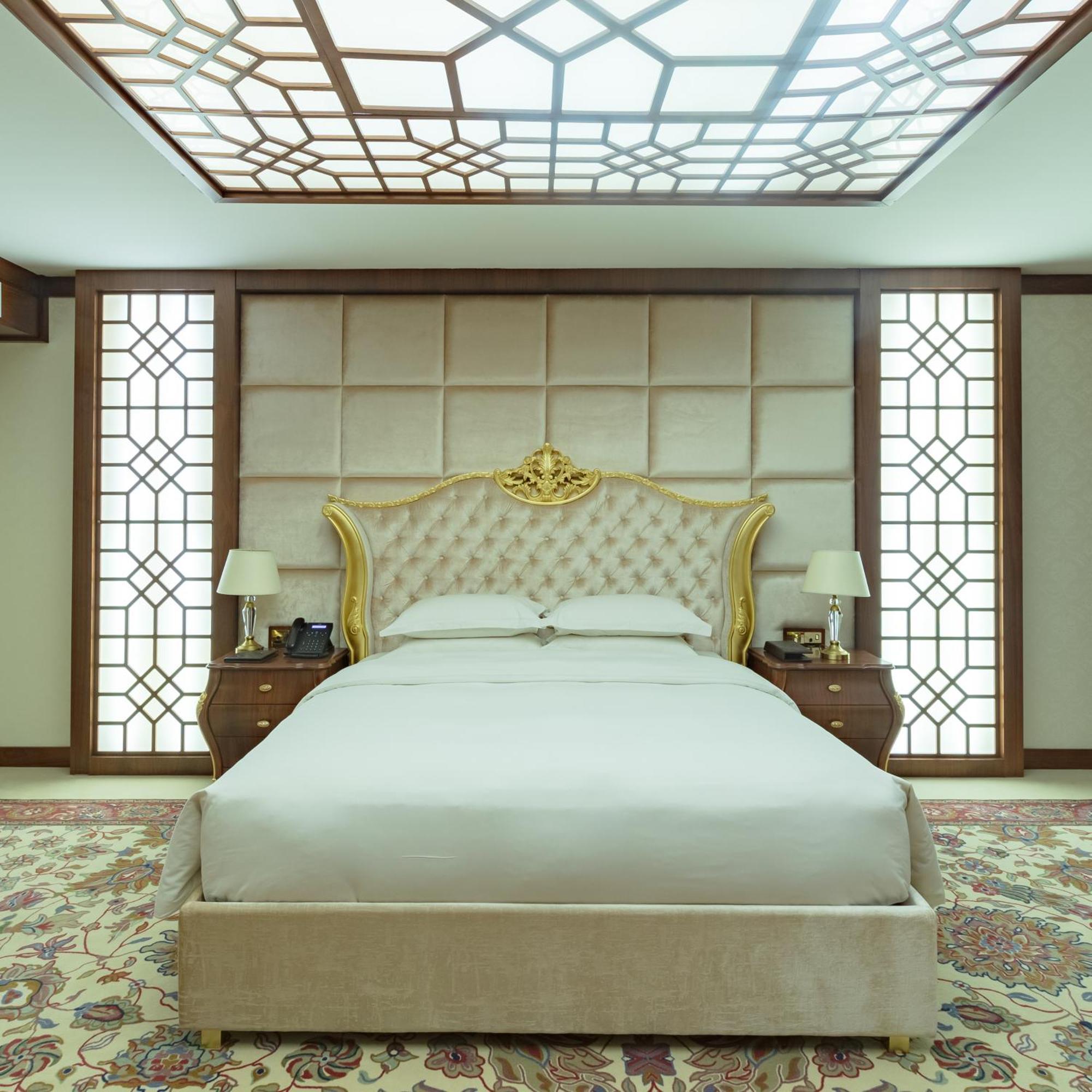 Cristal Erbil Hotel Exteriér fotografie A bedroom